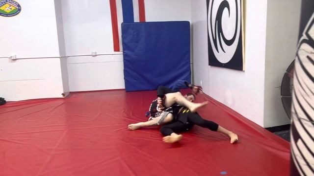 72kg vs 104kg Боевое Самбо sparring round 1 смотреть онлайн