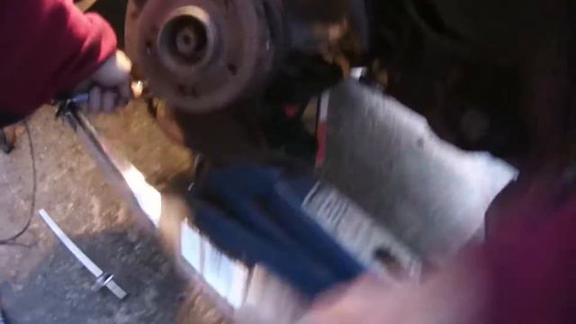 E Class Mercedes W210 ABS Speed Sensor (Reluctor Ring) Replacement, without removing suspension! смотреть онлайн