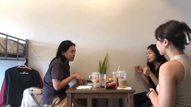 PLE 2022 Diaries | Going back to UST to get documents, meeting up with med school friends… смотреть онлайн