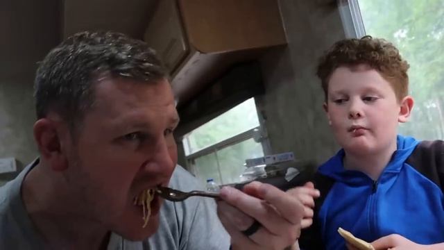 CAMPFIRE COOKING | GAME CHANGER for US! | Violett Vlogs смотреть онлайн