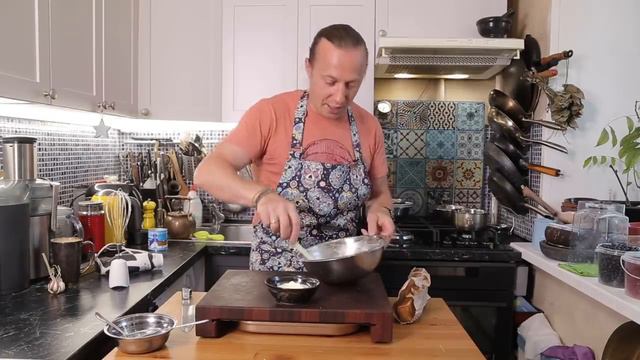 Банка сгущенки и один лимон. Получается фантастика к чаю смотреть онлайн