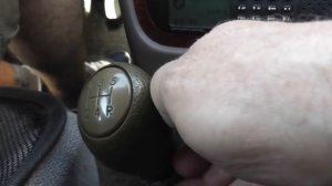Как управлять механической коробкой передач.