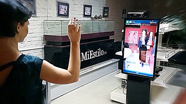 Виртуальная примерочная (Virtual dressing room). Интерактивное торговое оборудование. смотреть онлайн