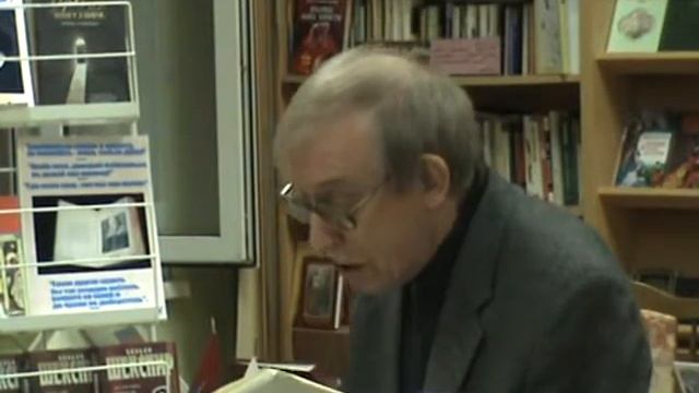 Р. Капелюшников читает Заболоцкого — "Монолог в лесу". смотреть онлайн