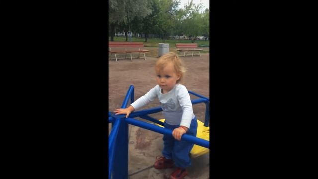 Прогулка с Дусей и iPhone 6 смотреть онлайн