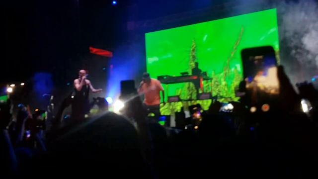 Gemitaiz: Feat Ensi, 4:20 live @Carroponte Sesto San Giovanni смотреть онлайн