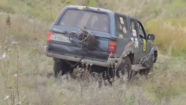 █ Внедорожник УАЗ, нива "Равнобедренный треугольник" Часть 1 (машины, соревнования). смотреть онлайн