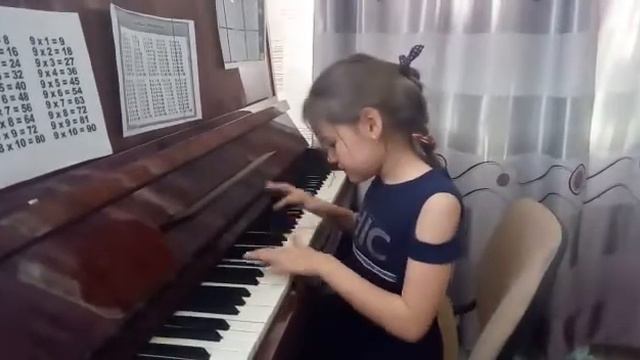 играю на пианино смотреть онлайн