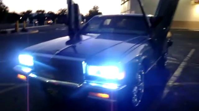 Donk's box chevy caprice on 24's lambos & green cutty on 22's смотреть онлайн