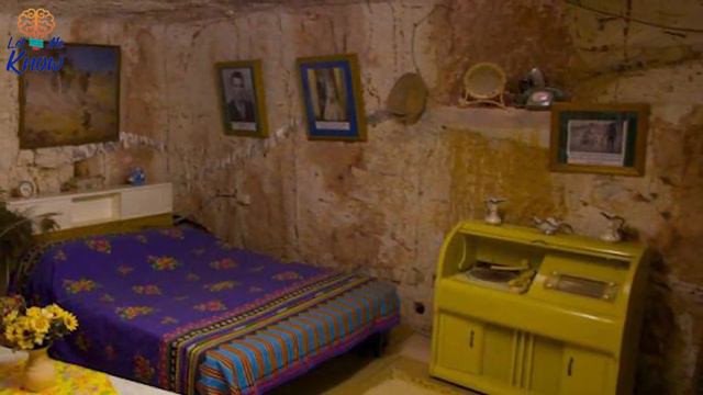 There Is An Entire Town In Australia That Lives Beneath The Surface Of The Earth смотреть онлайн