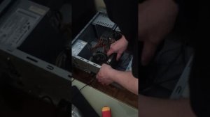 rx 580 не работают вентиляторы