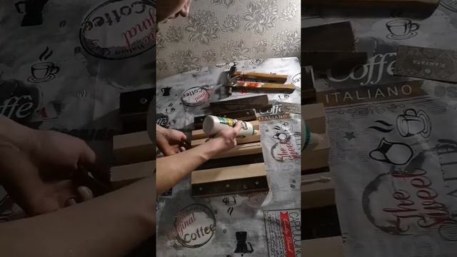 Как сделать мебельный щит без вайм и струбцин/ #short смотреть онлайн