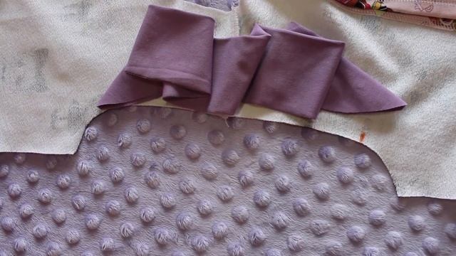 Как сшить платье для девочки с рюшей