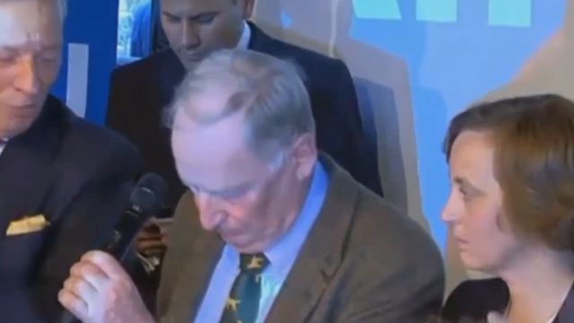 4 Gründe warum die AfD so erfolgreich ist смотреть онлайн