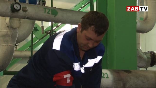 Один из сотрудников котельной потерял сознание во время пожара смотреть онлайн