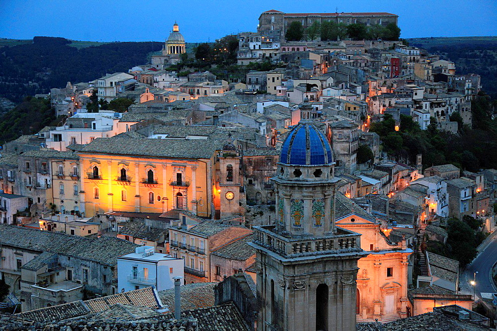 Йонас Кауфман - "Parla Più Piano" тема "Крестный отец" и панорамы Сицилии смотреть онлайн