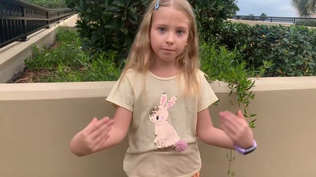 Литературная минутка Таня Абызова читает стих Спасибо ( 2 класс ) 2022 смотреть онлайн