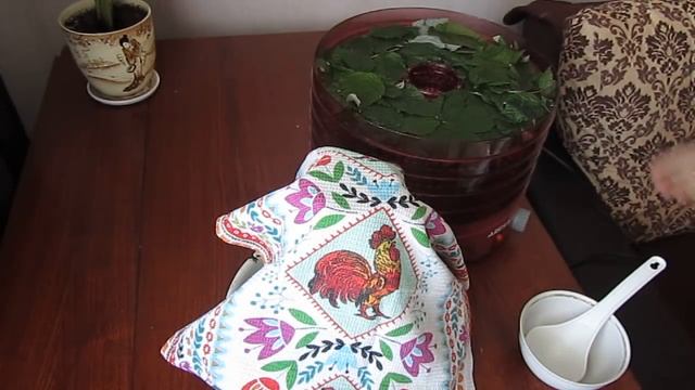 Вкусный чай из листьев лесной малины гранулированный. Ферментация. смотреть онлайн