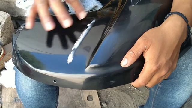 pulir y encerar los plásticos de la moto смотреть онлайн