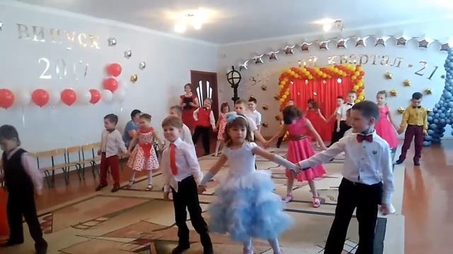 Финальный танец "Зажиги звезду" смотреть онлайн