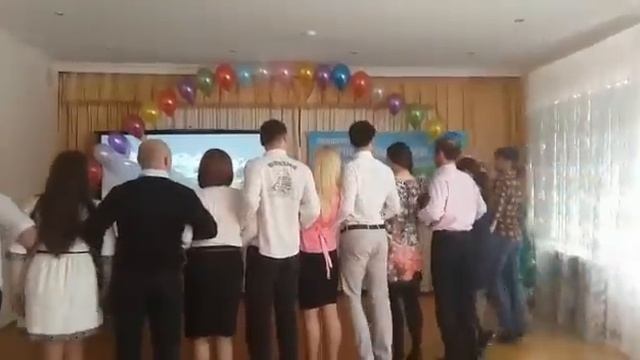 Детский сад № 95 г.Владикавказ - Танец родителей СИМД смотреть онлайн