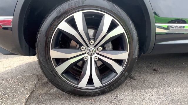 VOLKSWAGEN TOUAREG 3.0 V6 R-LINE TDI BLUEMOTION TECHNOLOGY 5d 259 BHP смотреть онлайн