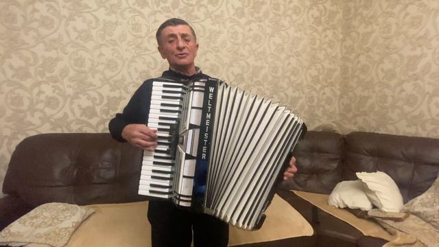 ЛАКСКАЯ КЛАССИЧЕСКАЯ ПЕСНЯ смотреть онлайн