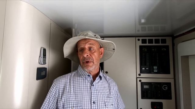10 ANNI PER COSTRUIRLO ?Ispirato Da LEONARDO DA VINCI ( Un Capolavoro ) Iveco Camper 4x4 Tour