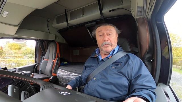 Marijn Devalck test gloednieuwe Volvo FH16 (Globetrotter XXL) - TRANSPORT & VAN.TV 48 смотреть онлайн