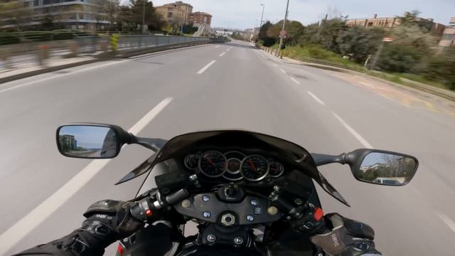 Böyle Bir Hıza Gerek Var Mı? | Suzuki HAYABUSA VS Dodge Charger 6.4 SCATPACK! смотреть онлайн