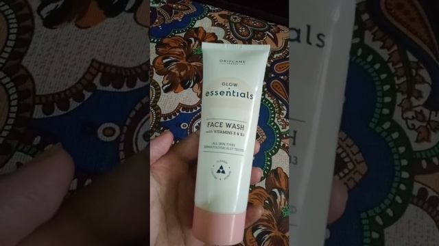 #shorts ORIFLAME Glow essentials Face Wash смотреть онлайн