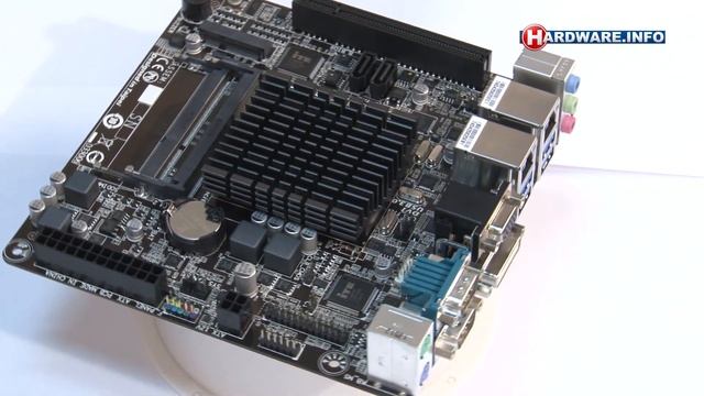AMD AM1 versus Intel Bay Trail D - Hardware.Info TV (Dutch) смотреть онлайн