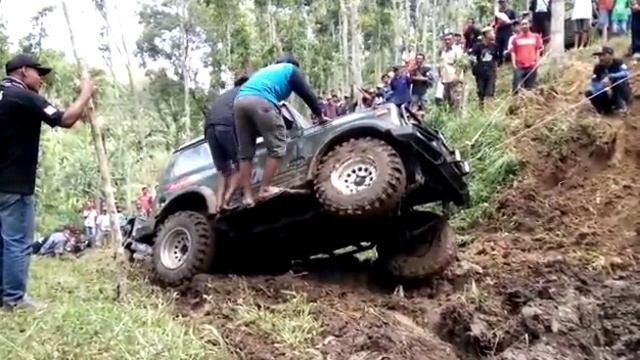 Jimny offroad_Dampit offroad_malang_WBU смотреть онлайн