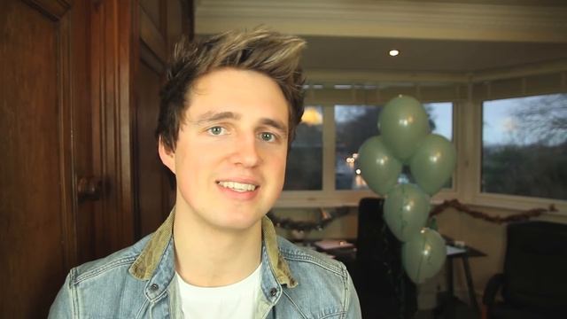 Two Boys With Helium смотреть онлайн