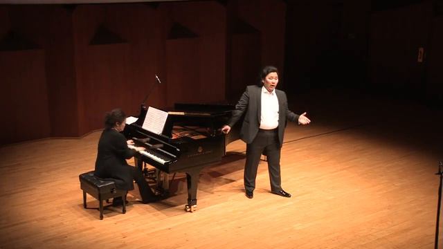 Amartuvshin Enkhbat Baritone - 청산에 살리라 2016