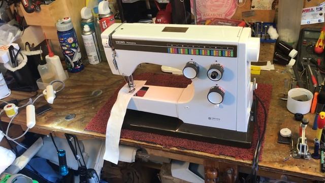 Alex Askaroff Presents why buy a Husqvarna, Viking sewing machine. смотреть онлайн