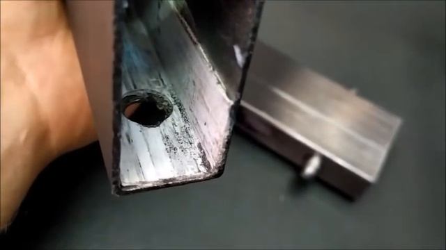 Телескопическая опора для школьной парты