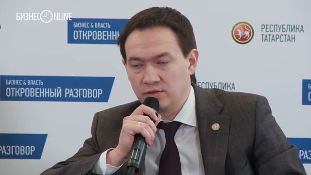 Откровенный разговор с Рустамом Миннихановым. На встречу было подано более 500 заявок смотреть онлайн