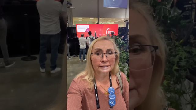 @joyjoy9067 Последний день Collision2023, старт-апы #video #fun #canada #shortsvideo #канада смотреть онлайн