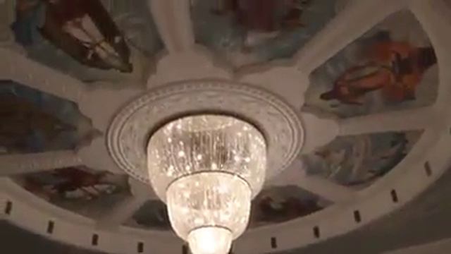 Цхинвал. Новый Осетинский театр внутри смотреть онлайн