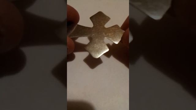 КРЕСТ РУЧНОЙ РАБОТЫ ИЗ ТЮРЬМЫ. смотреть онлайн