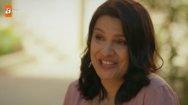 Melek, ailesi ile tanışıyor! - Hercai 69.Bölüm смотреть онлайн