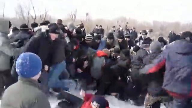 Стенка на стенку!!! Масленница!! смотреть онлайн