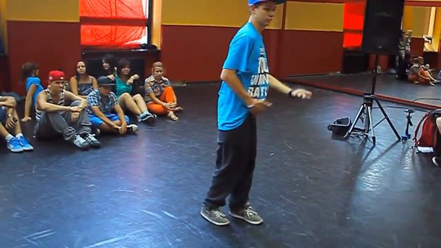 Check the Milk | 1/2 | Slapigin vs. Bubnov смотреть онлайн