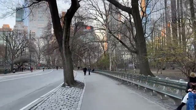 New York City LIVE Manhattan First Day Of Spring 2023 смотреть онлайн