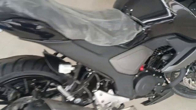 8 Reasons To Buy Yamaha FZ V3 2023 | Better Than Unicorn Bs6 ?? | смотреть онлайн