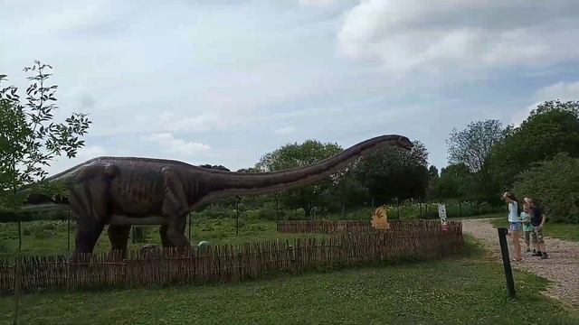 Динопарк в Минске / Наши веселые выходные (день 2-ой - зоопарк) смотреть онлайн