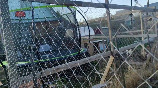 Как красиво, как красиво... Бросила детей ради хобби. Из говна и палок. смотреть онлайн