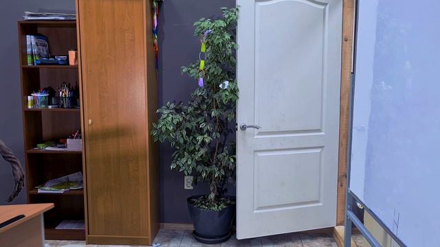 ПАРЕНЬ МОЕЙ ПОДРУГИ СИРЕНОГОЛОВЫЙ! Настоящее СВИДАНИЕ С СИРЕНО ГОЛОВЫМ! смотреть онлайн