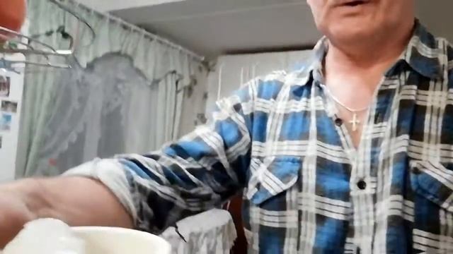 Как правильно есть йогурт... (Александр Некрасов) смотреть онлайн